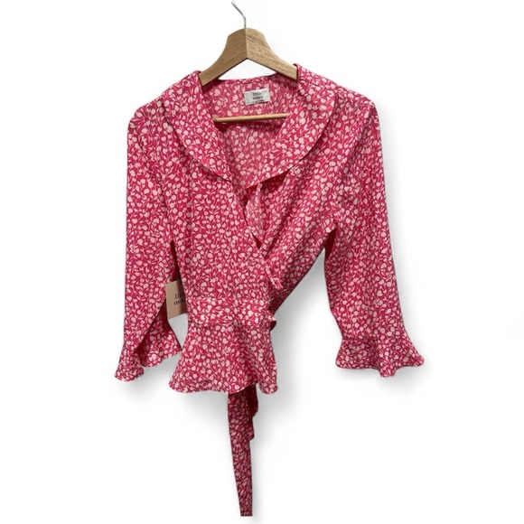 Little Moon Julep wrap top in pink - size medium - Picture 3 of 8